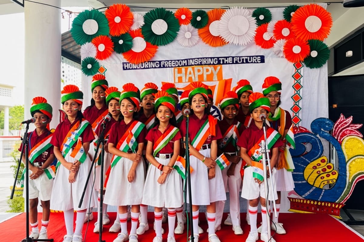 Independence Day singing